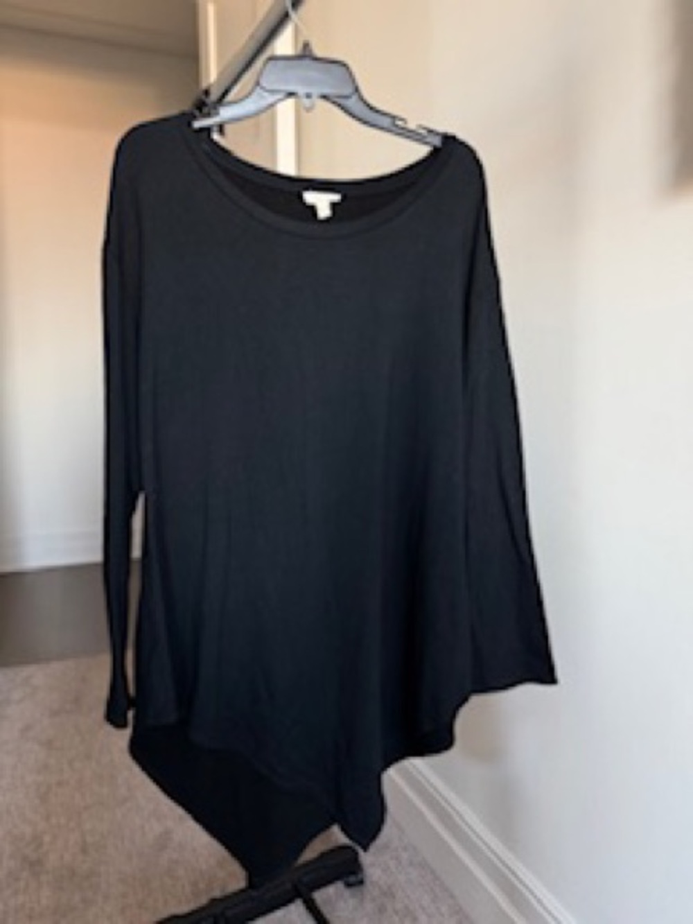 Soft Joie Black Long-Sleeve Tunic Top